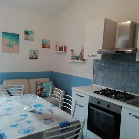 Prendas Antigas - Vacanze A Teulada Apartamento Exterior foto