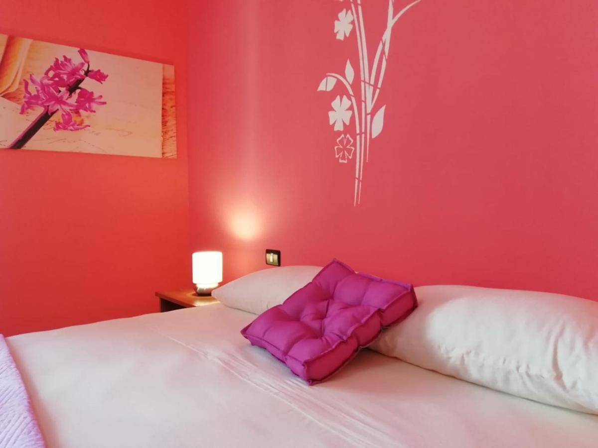 Prendas Antigas - Vacanze A Teulada Apartamento Exterior foto