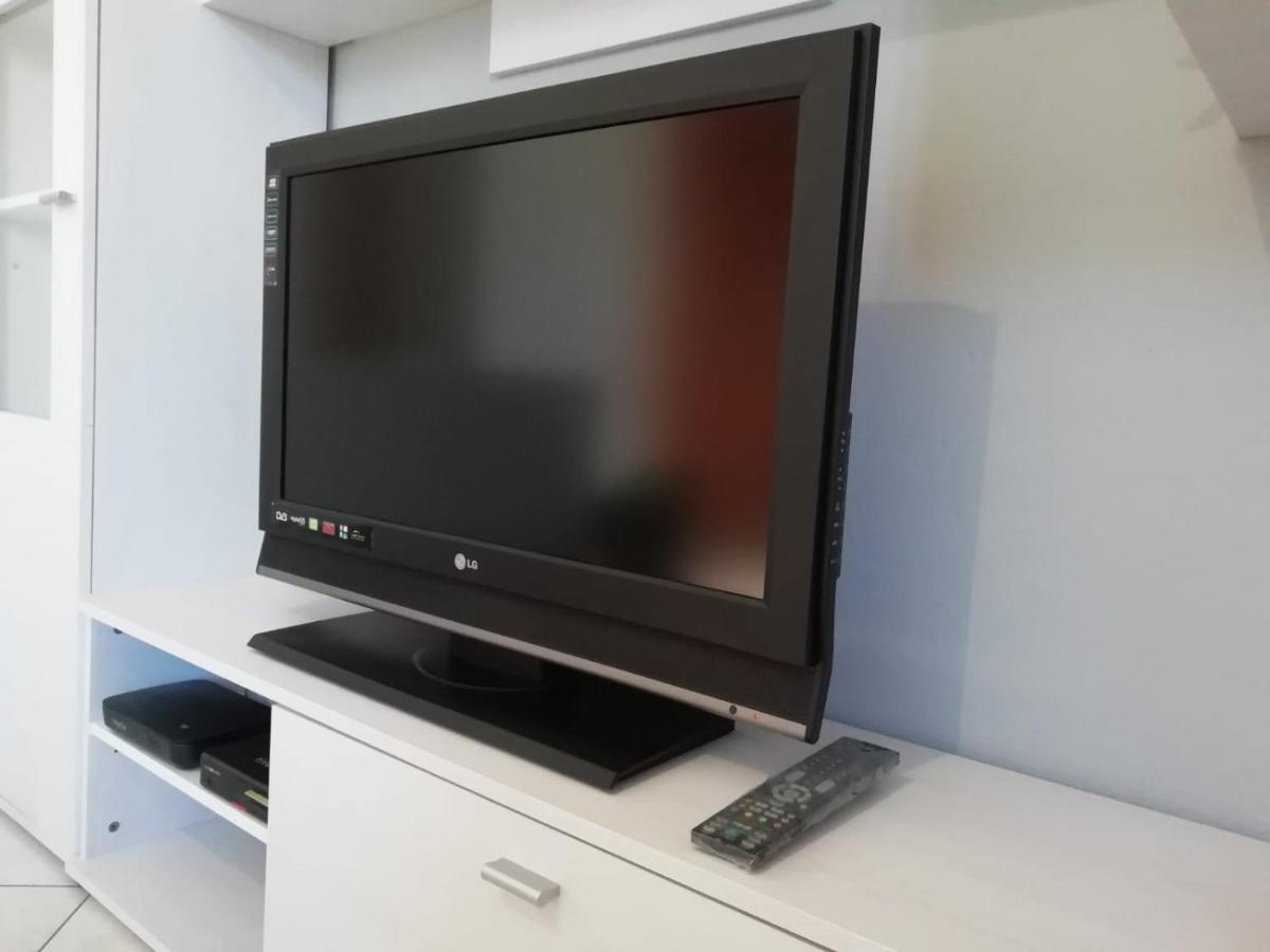 Prendas Antigas - Vacanze A Teulada Apartamento Exterior foto