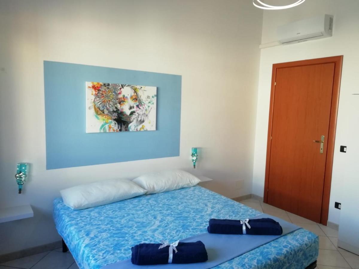 Prendas Antigas - Vacanze A Teulada Apartamento Exterior foto